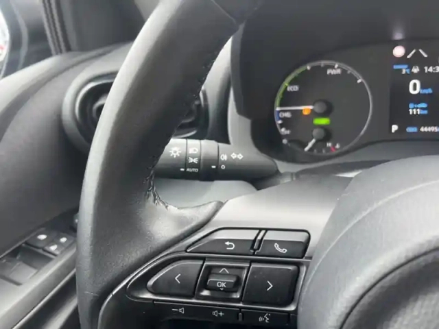 Toyota Yaris 70 vvt-i dynamic — photo 15