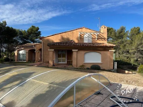 Maison 6 pièces 219 m²