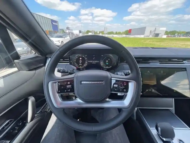 Land Rover Range Rover 3.0 p460e 460ch phev hse swb — photo 9