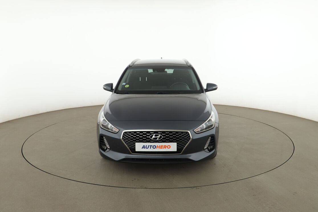Hyundai i30 SW 1.6 CRDi — photo 8
