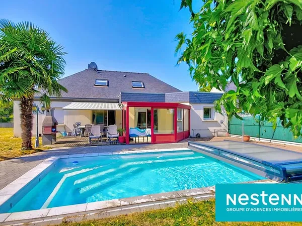 VENTE-MAISON DE PLAIN-PIED AVEC PISCINE 3 chambres -Proche Villa Carmélie