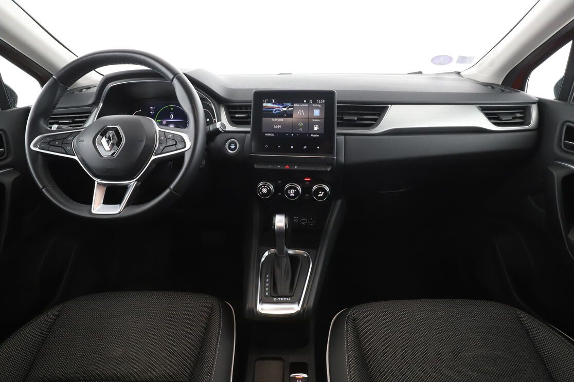 Renault Captur 1.6 E-Tech Intens — photo 11