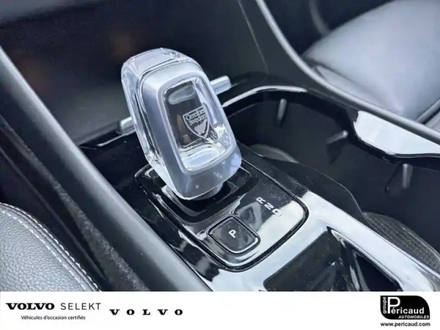 Volvo Xc40 t4 recharge 129+82 ch dct7 — photo 18
