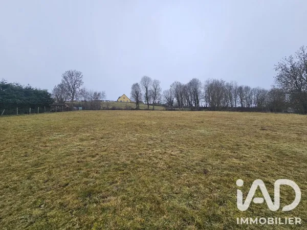 Terrain 2900 m²