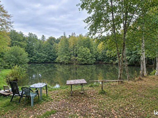 Etang poissonneux