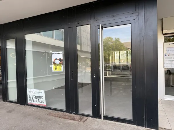 Local 3 pièces 73 m²