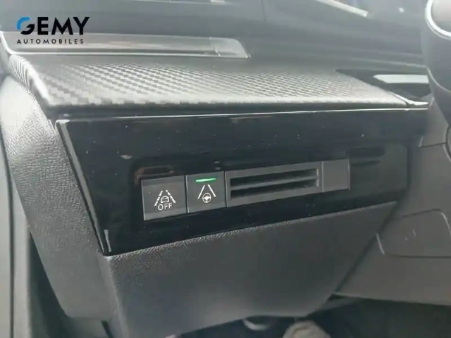 Peugeot 508 puretech  130 ch s&amp;s eat8 — photo 42