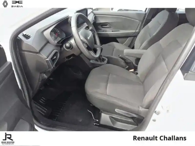 Dacia Sandero 1.0 eco-g 100ch essential — photo 3