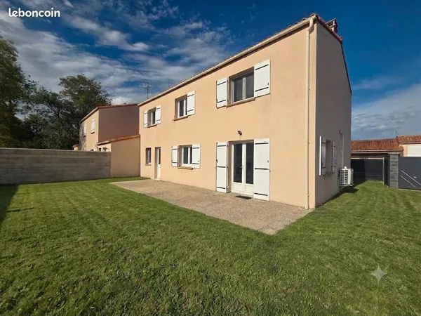 Maison 6 pièces 151 m²