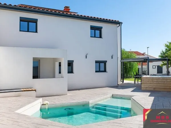Saint-Laurent-De-la-Salanque - Maison moderne 175 m2 avec p
