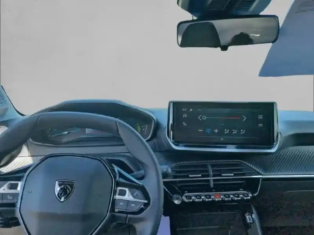 Peugeot 208 hybrid 110 ch e-dcs6 — photo 8