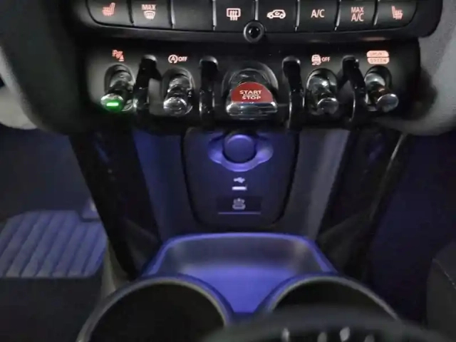 Mini Mini cabriolet cooper 136 ch dkg7 — photo 62