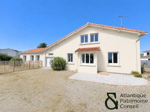 Maison 9 pièces 200 m²