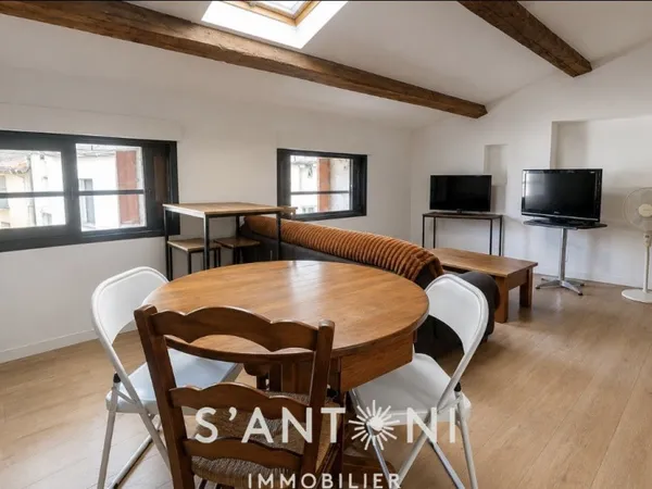 Ensemble immobilier 5 pièces 98 m²