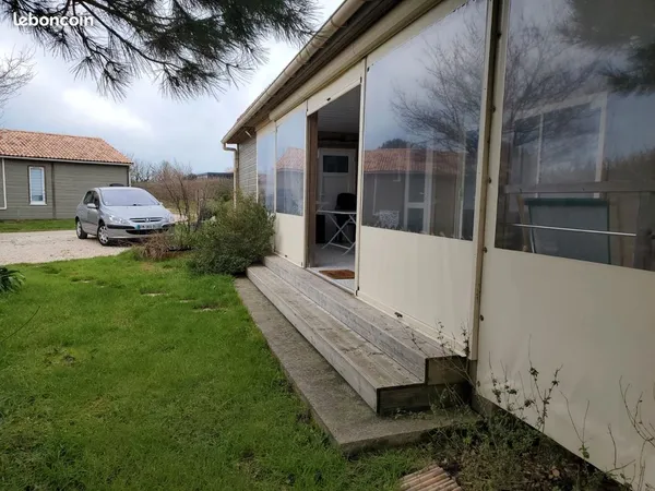 Vente d'un chalet en bois tout équipé