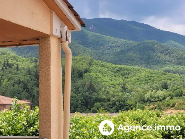 Maison 2 pièces 553 m²