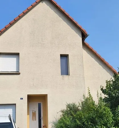 Maison à louer 6 pièces 132 m² + annexes