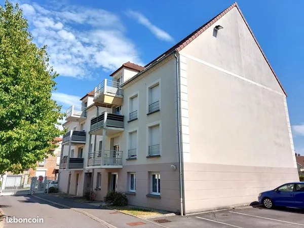 SOISSONS appartement T2bis dernier étage