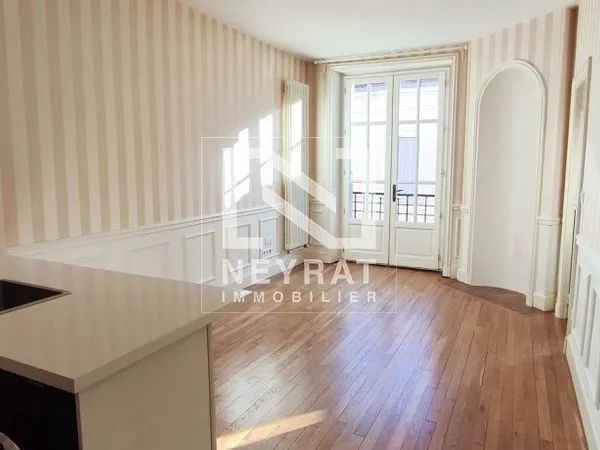 Appartement 2 pièces 65 m²