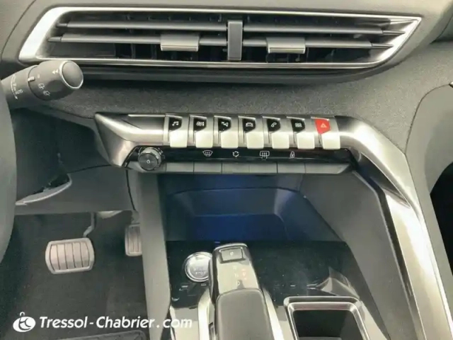 Peugeot 3008 puretech 130ch s&amp;s eat8 allure — photo 13