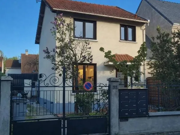 Maison 8 pièces 110 m²