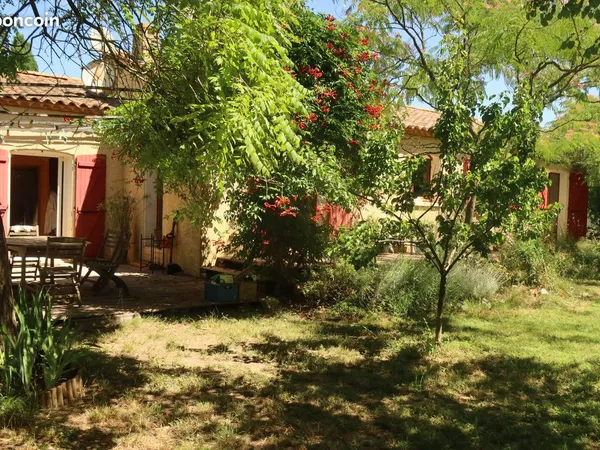 Maison familiale 130 m² à vendre à Saint-Drézéry