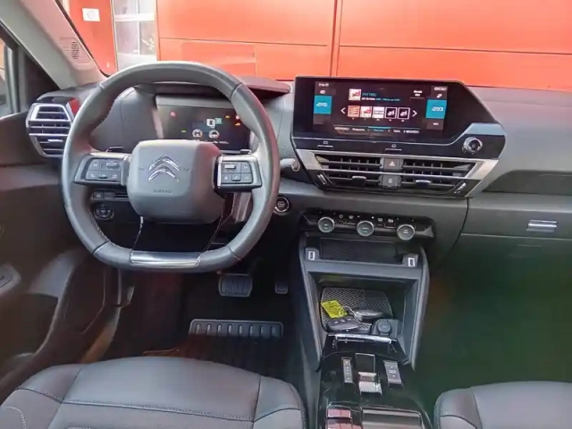 Citroën C4 puretech 130 s&amp;s eat8 — photo 13
