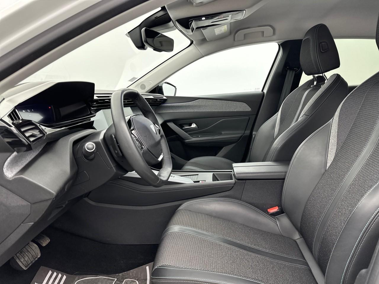 Peugeot 308 phev 180 e-eat8 allure pack — photo 9