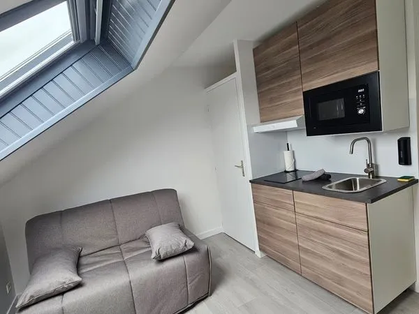 🏠 Beau studio meublé - Maubeuge