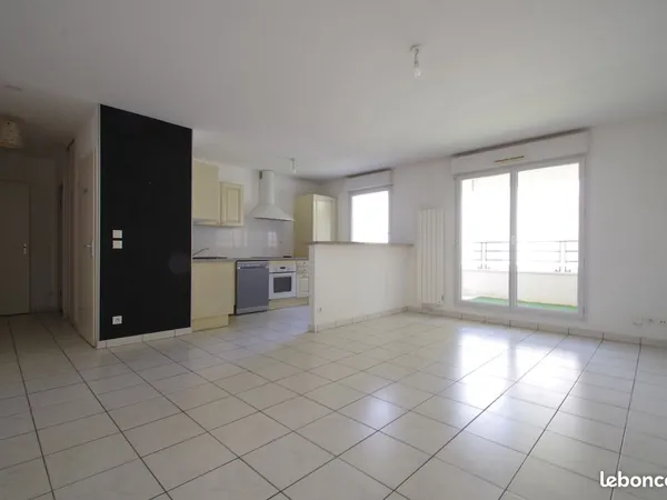 Appartement sur beautour proche de la sèvre