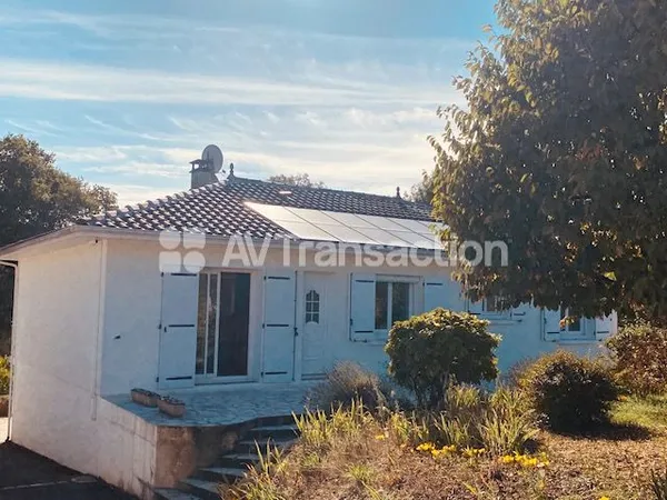 Maison avec sous sol amenage 5 chambres Chateauneuf sur Chte