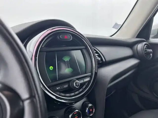 Mini Mini hatch 5 portes one 102 ch — photo 55