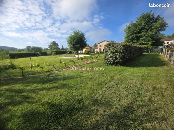 Terrain 811 m² tecou