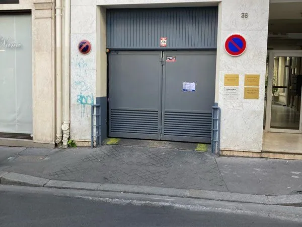 Emplacement de parking à louer 36 d hauteville 75010
