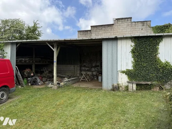Terrain 669 m²