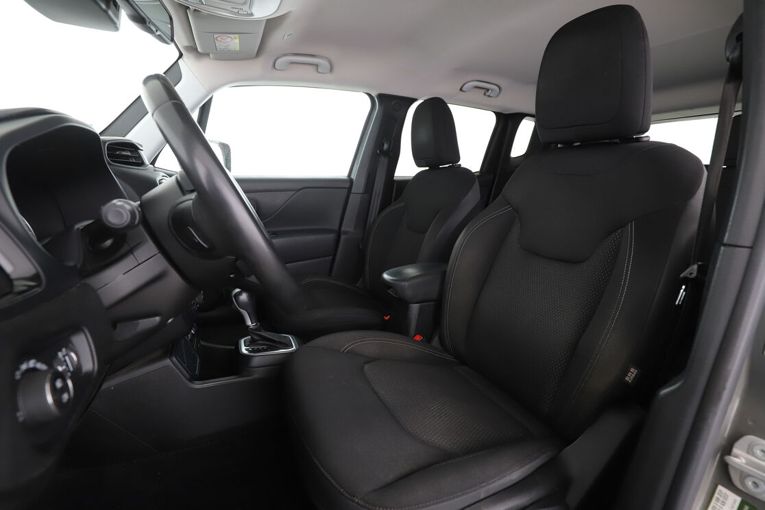 Jeep Renegade 1.3 GSE T4 Limited BVR6 — photo 9