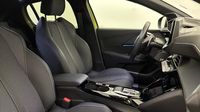 Peugeot 208 1.2 Hybrid 110ch GT e-DCS6 — photo 15