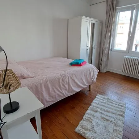 Appartement meublé en location 80m2 étage 2
