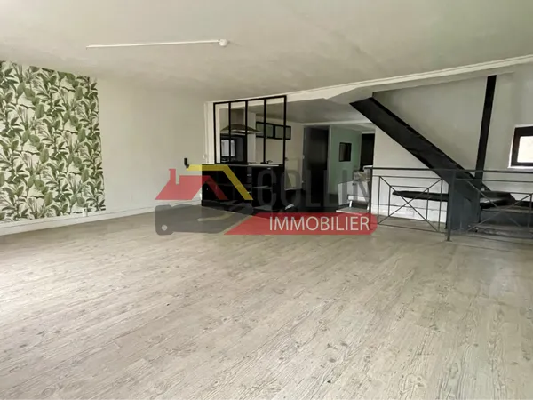 Immeuble 9 pièces 266 m²