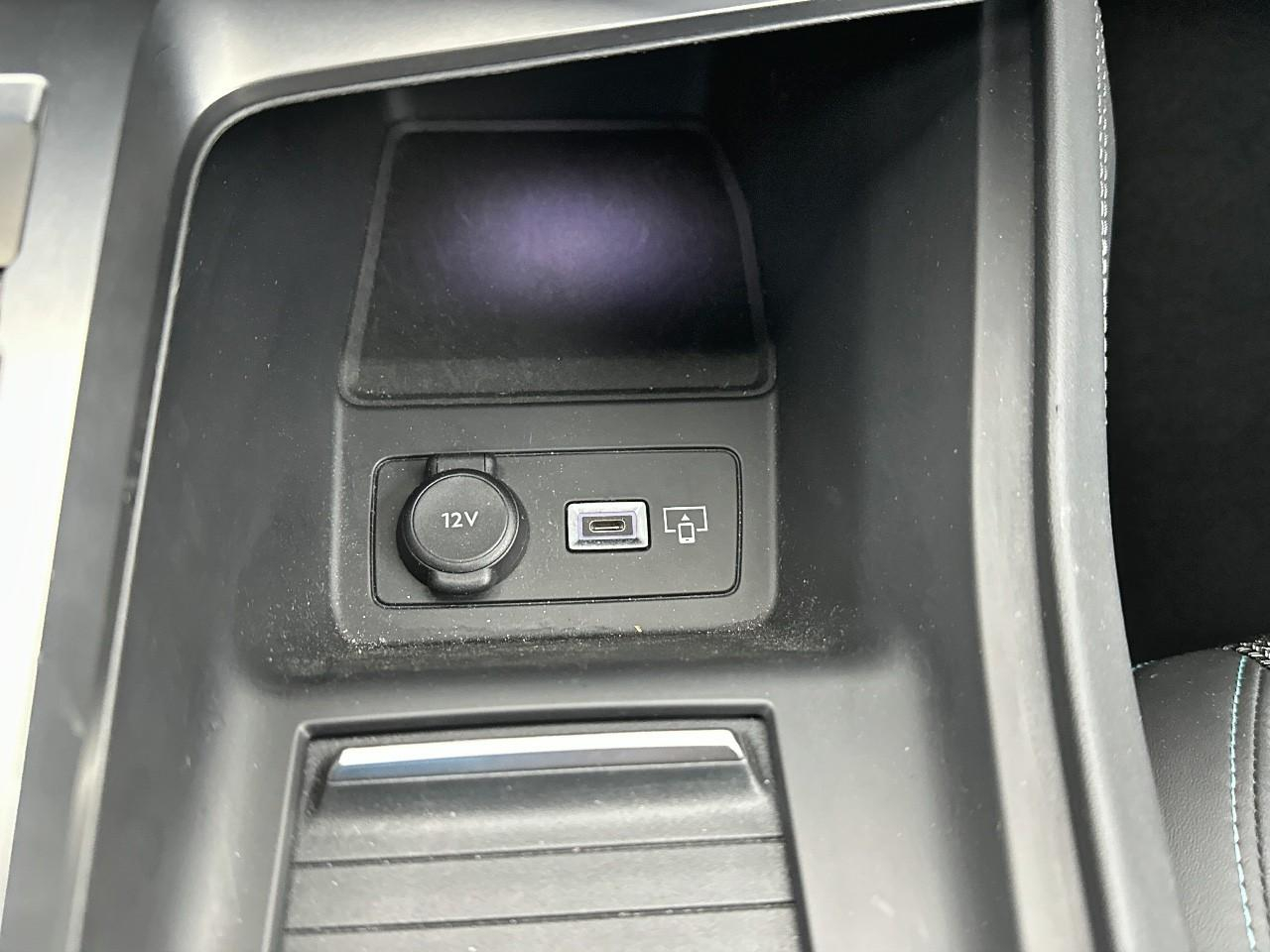 Peugeot 308 puretech 130ch s&s eat8 allure — photo 27