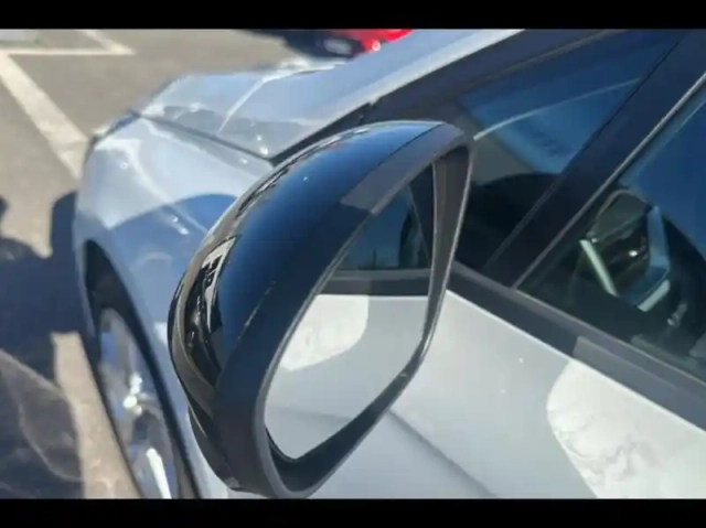 Renault Clio 1.5 blue dci 100ch evolution - 24 — photo 15