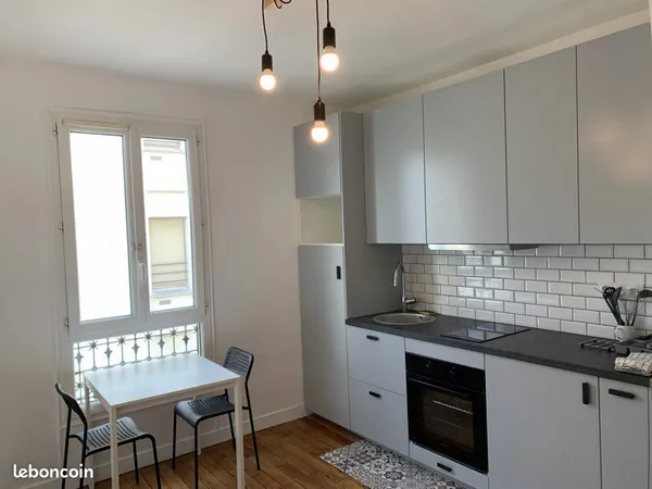 Location 2p 29 m2 75015 excellent état