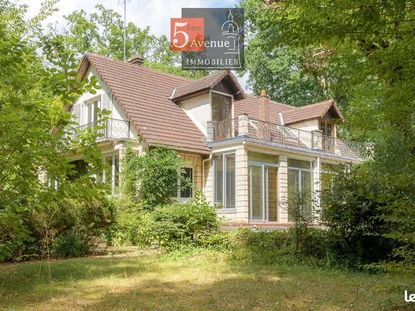 Maison 7 pièces 185 m²