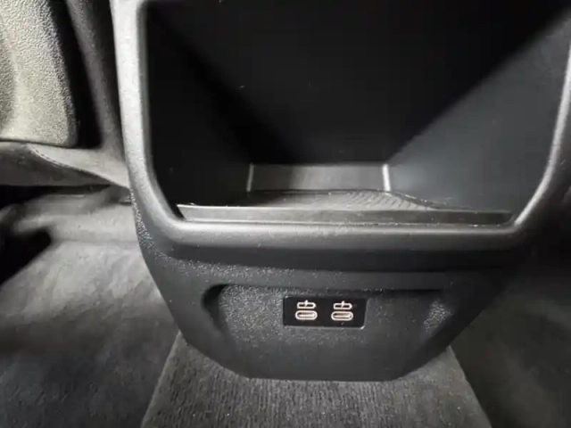 Bmw Serie 1 série 1 118i 136ch — photo 15