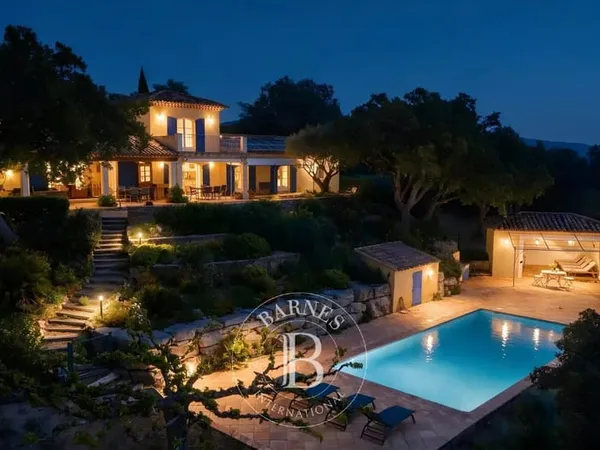 Le Plan-De-La-Tour - Villa Provençale - Vue Degagee - 7 Chambres