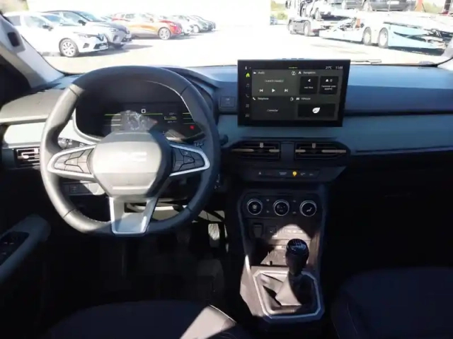 Dacia Sandero tce 110 — photo 10