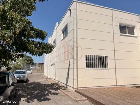 Bureaux, entrepôt 621 m² Mauguio