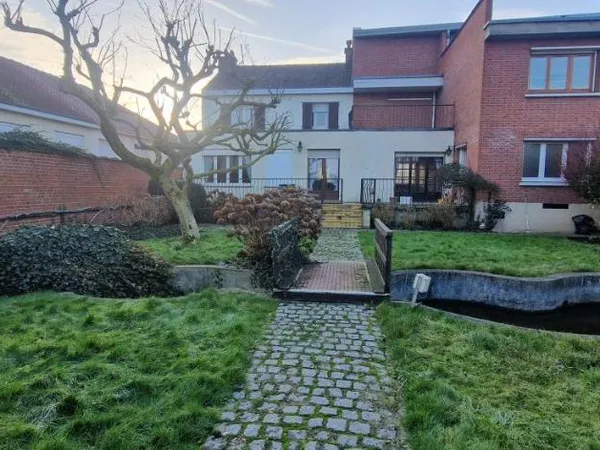 Maison 7 pièces 130 m²