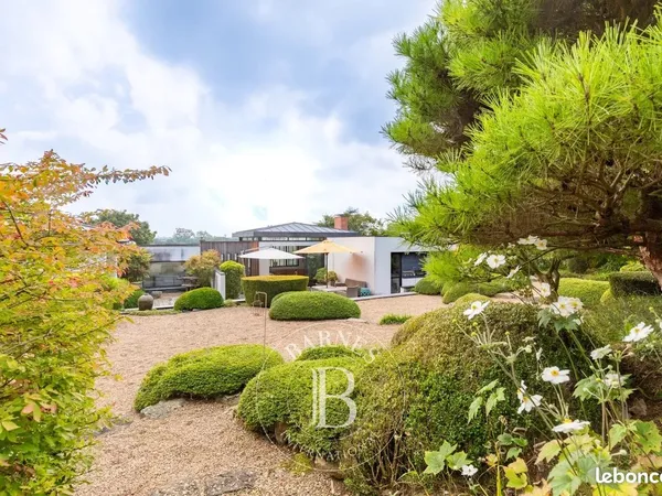 Maison 8 pièces 200 m²