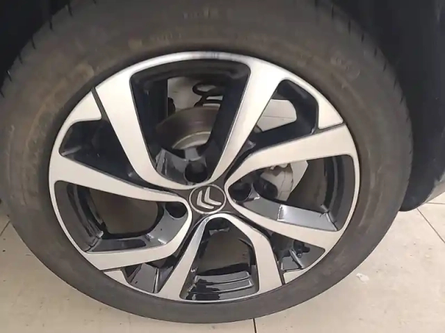 Citroën C3 puretech 110 s&amp;s bvm6 — photo 42